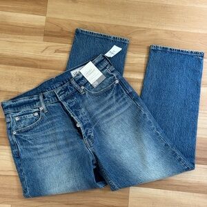 Women’s Gap NWT Cheeky Straight Denim Jeans